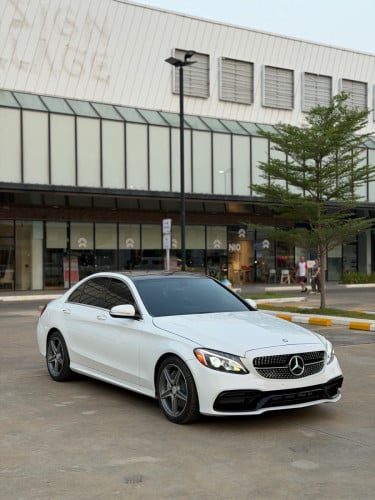 Mercedes Benz C300 AMG 2015
