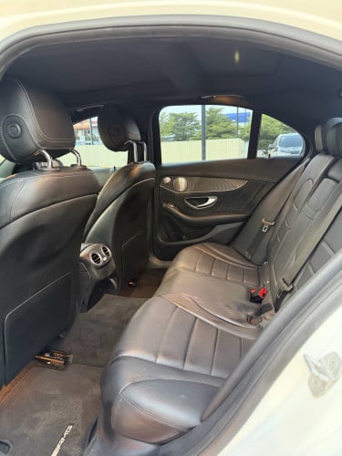 Mercedes Benz C300 AMG 2015