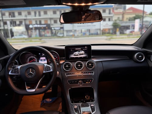 Mercedes Benz C300 AMG 2015