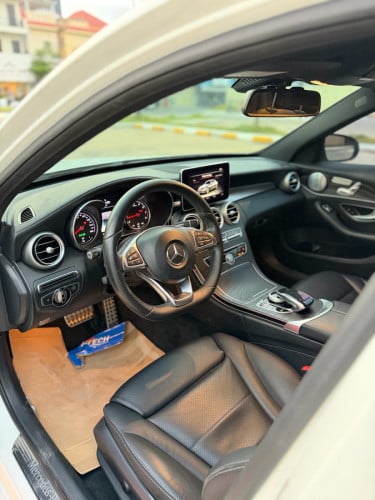 Mercedes Benz C300 AMG 2015