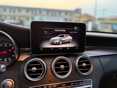 Mercedes Benz C300 AMG 2015
