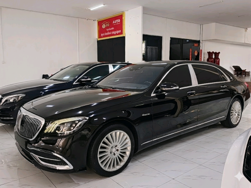 Mercedes Benz Maybach S400