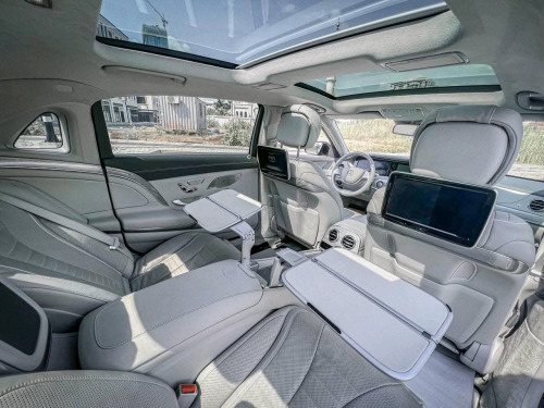 Mercedes Benz Maybach S400