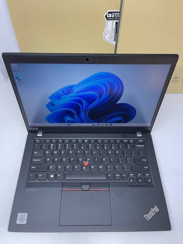 ThinkPad X13 i5-10210U Ram 16 GB /SSD 256GB 13.3” Touch Screen $258