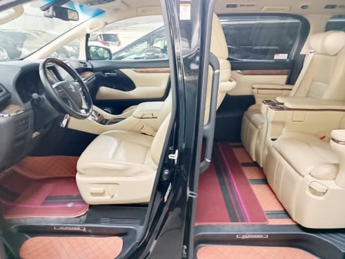 Toyota Alphard 2015 Lounges