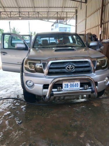Toyota Tacoma urgent