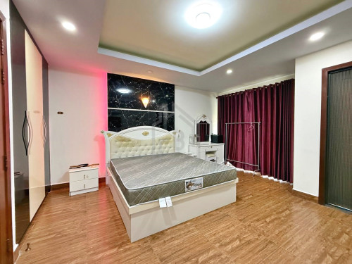 Twin Villa 4 Bedrooms for RENT near RATANA PLAZA_Teuk Thla