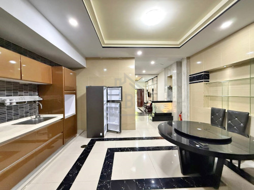 Twin Villa 4 Bedrooms for RENT near RATANA PLAZA_Teuk Thla