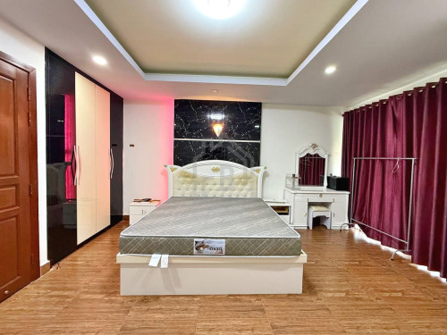 Twin Villa 4 Bedrooms for RENT near RATANA PLAZA_Teuk Thla