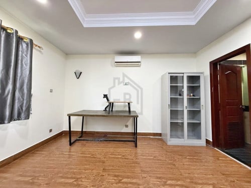 Twin Villa 4 Bedrooms for RENT near RATANA PLAZA_Teuk Thla