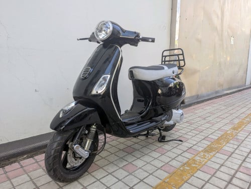 Vespa LX 125