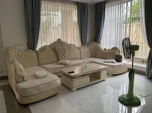 Villa for rent / Rental 租金: 3,000$/month (Can Negotiation)