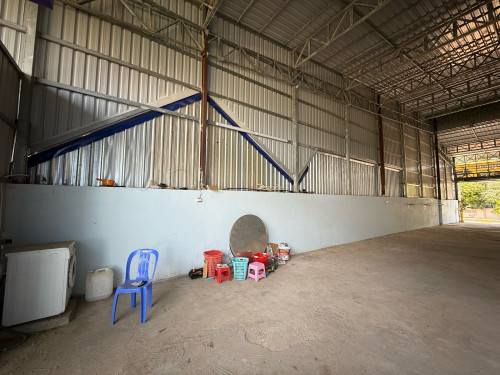 ផ្ទះអាជីវកម្ម