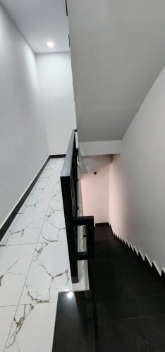 ផ្ទះលក់ បន្ទាន់ 155000 ចរចា
