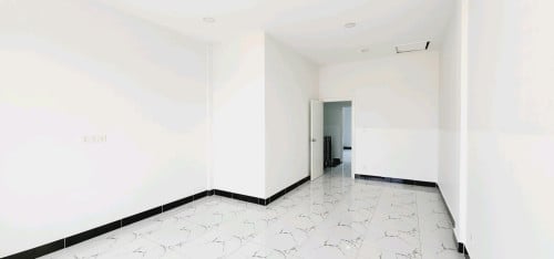 ផ្ទះលក់ បន្ទាន់ 155000 ចរចា