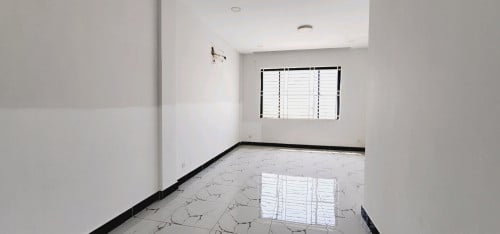 ផ្ទះលក់ បន្ទាន់ 155000 ចរចា