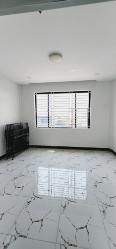 ផ្ទះលក់ បន្ទាន់ 155000 ចរចា