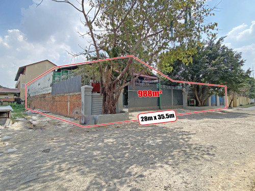 🏘 ឃ្លាំង នៅជិតបុរី ពិភពថ្មីចំការដូង1 ត្រូវការលក់បន្ទាន់ខ្លាំង ​(កូដ៖​ A06-060467)