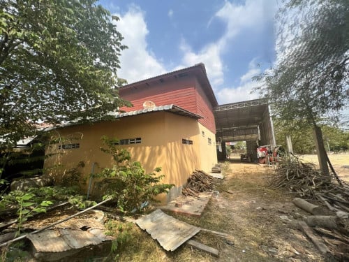 🏦House Available for Urgent Sale at a Special Price (Negotiable).