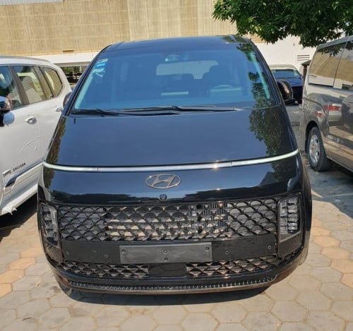 2024 VIP ម្ខាស់ទី១ ឡានផ្ទាល់ staria Lounge AWD