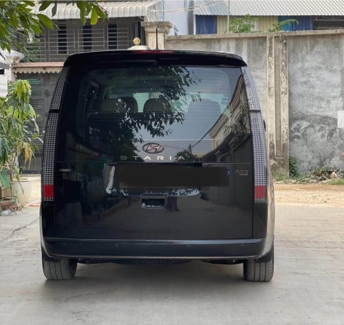 2024 VIP ម្ខាស់ទី១ ឡានផ្ទាល់ staria Lounge AWD
