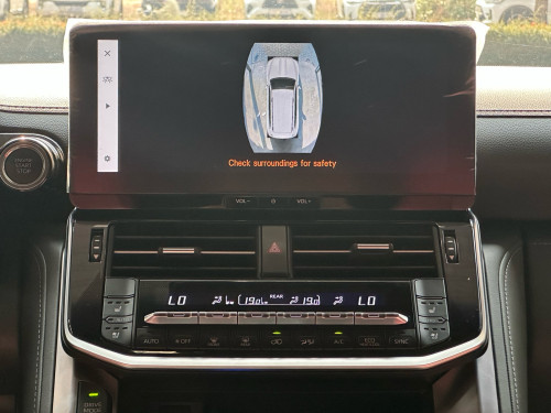 2025 LAND CRUISER VX.R TWIN TURBO Full Options អារ៉ាប់