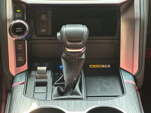 2025 LAND CRUISER VX.R TWIN TURBO Full Options អារ៉ាប់