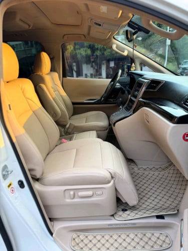 Alphard 2014 ឆ្វេងហ្សុន (ខ្លាញ់គោ)
