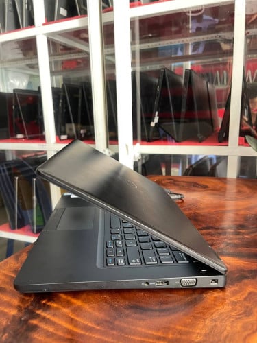 Dell Latitude 5490
