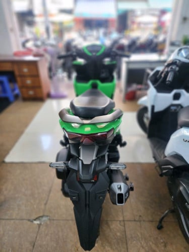HONDA VARIO 2024 125cc smart key
