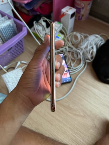 IPhone 11 Pro Max 64GB តួរស្អាត99% សាណុំហ្សុីនទាំងអស់🔋73%