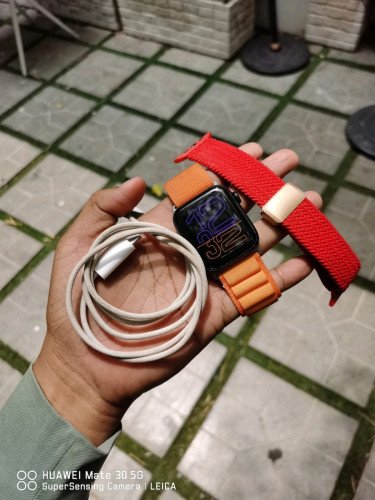iwatch SE2 44MM conditions 97%