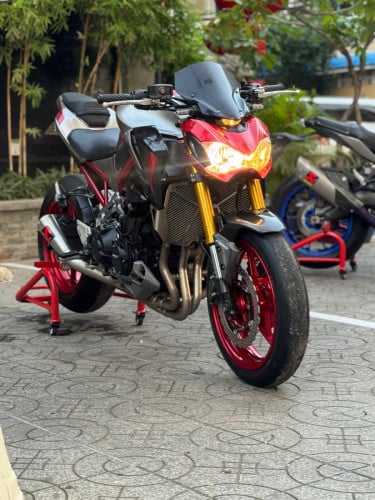Kawasaki Z900