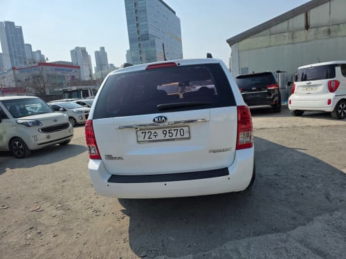 Kia Carnival R President Full Option