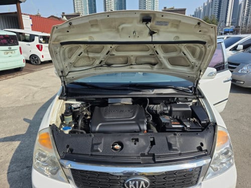 Kia Carnival R President Full Option