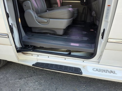 Kia Carnival R President Full Option