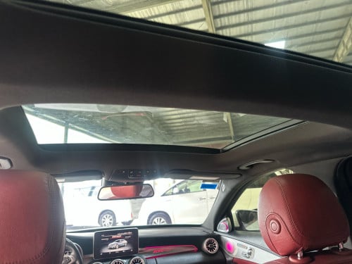 Mercedes C 300 2015 AMG សុីន Up C63 គ្រាន់តែគ្រឿងលេង 2000ជាង