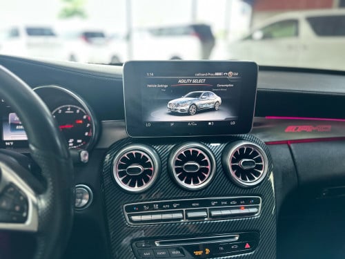 Mercedes C 300 2015 AMG សុីន Up C63 គ្រាន់តែគ្រឿងលេង 2000ជាង
