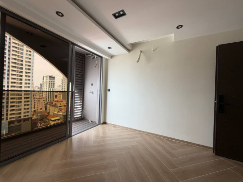 Modern 1-Bedroom Condo for Sale in BKK1 Urgent Sale TS 5