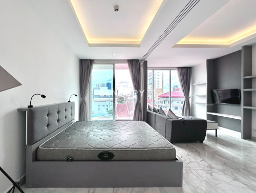 Modern Japanese Condo Unit for Rent- South of BKK1