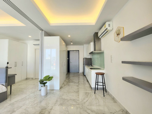 One Bedroom at J Tower south BKK1 for rent