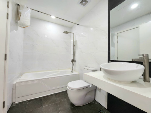 One Bedroom at J Tower south BKK1 for rent