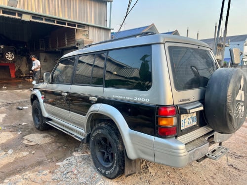 Pajero 96 ឡានស្អាតអត់បុក​