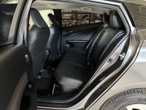 Prius 2016 Option4 Advanced