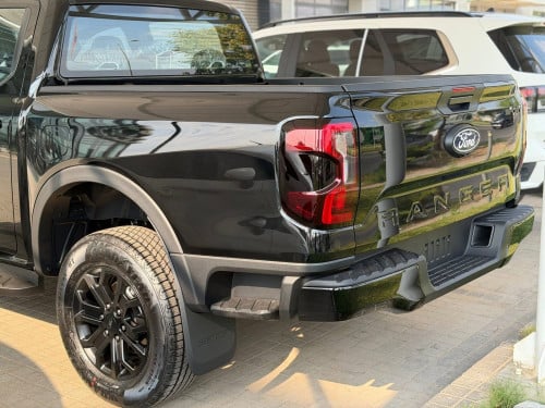 Ranger Sport ស៊េរីឆ្នាំ 2026 ប្រភេទ 3.0L