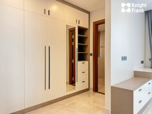 Ref: KHRA749 | Premium Serviced 3-Bedroom Apartment – BKK1