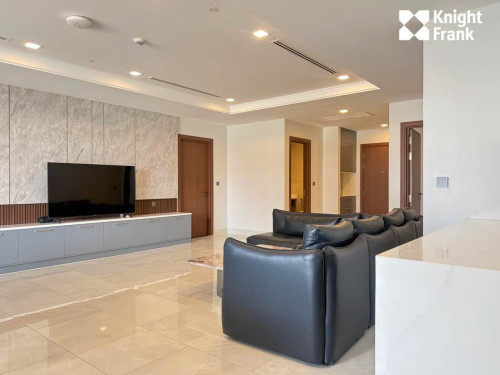Ref: KHRA749 | Premium Serviced 3-Bedroom Apartment – BKK1