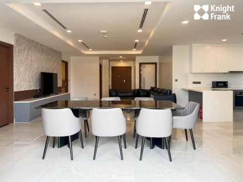 Ref: KHRA749 | Premium Serviced 3-Bedroom Apartment – BKK1