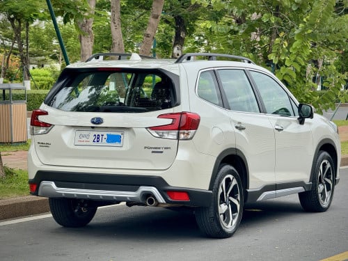 Subaru Forester 2.0 i.S EyeSight​ (ឡានមូល ទឹកថ្នាំ ១០០%)