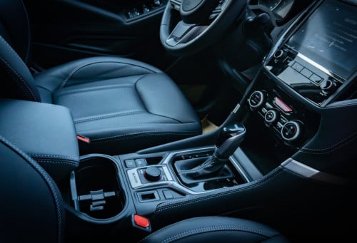 Subaru Forester 2.0 i.S EyeSight​ (ឡានមូល ទឹកថ្នាំ ១០០%)